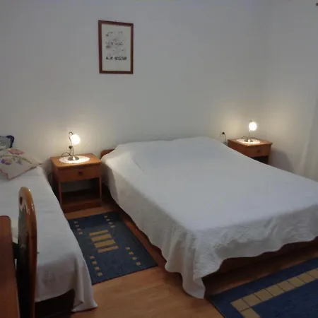 Spacious Near Sea In Medulin