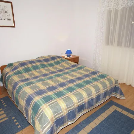 Tatil Evi Spacious Near Sea In *
