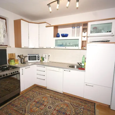 Spacious Near Sea In Holiday home