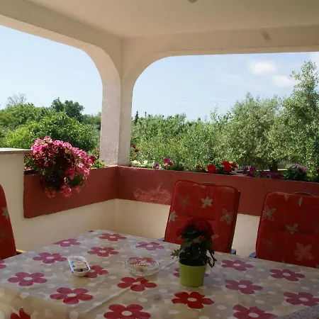 Spacious Near Sea In Tatil Evi Medulin
