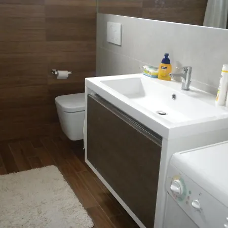 Spacious Near Sea In Medulin