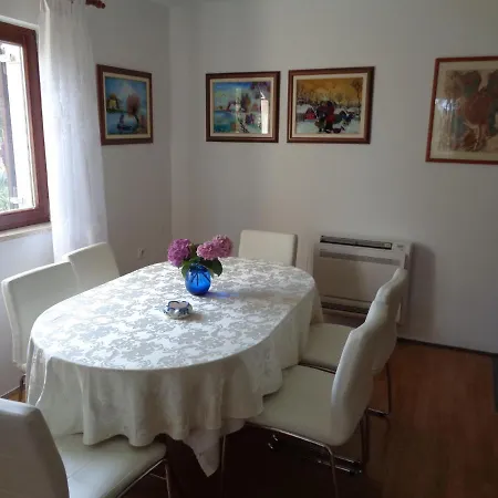 Spacious Near Sea In Tatil Evi Medulin